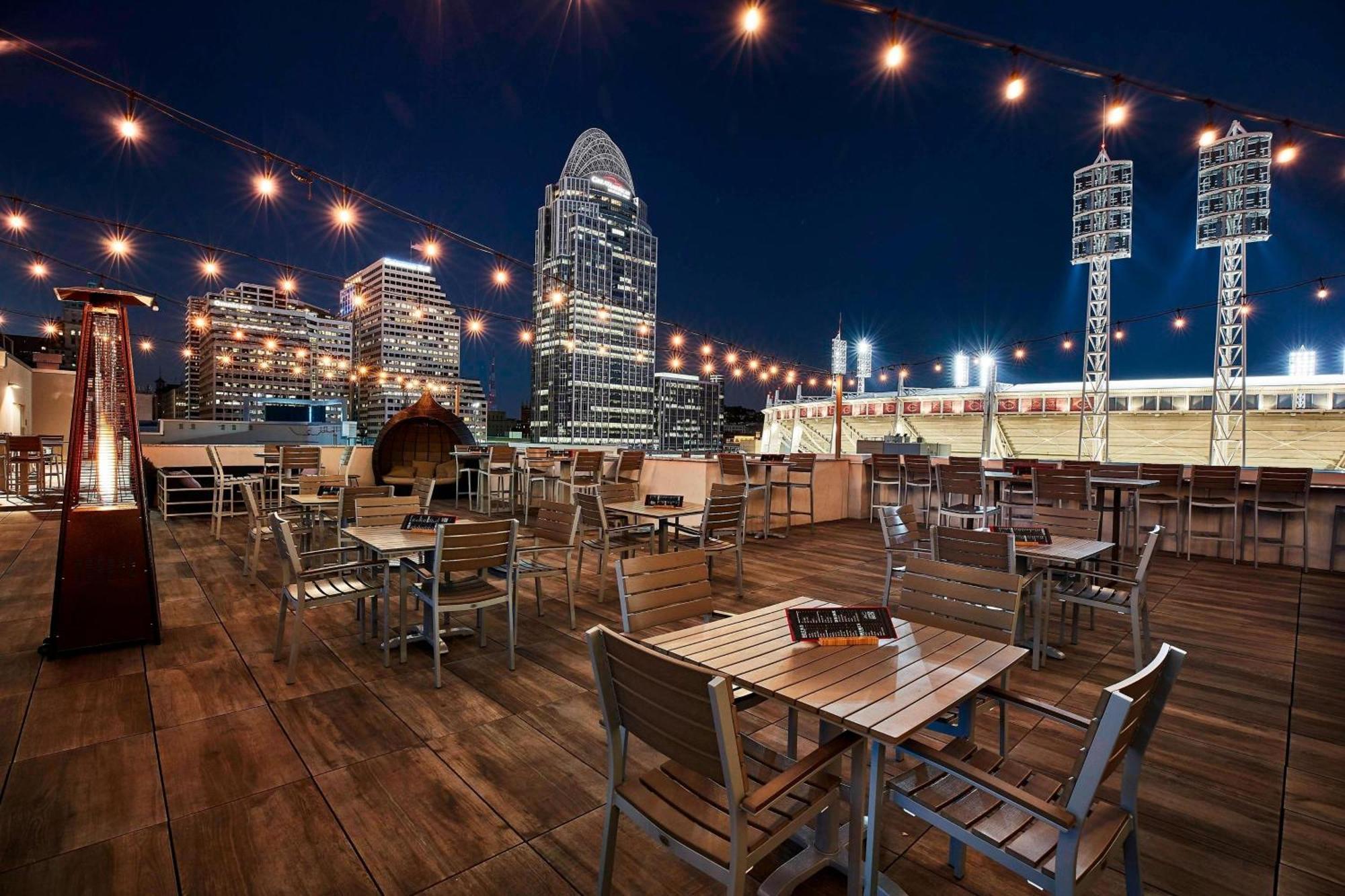 Ac Hotel By Marriott Cincinnati At The Banks Extérieur photo